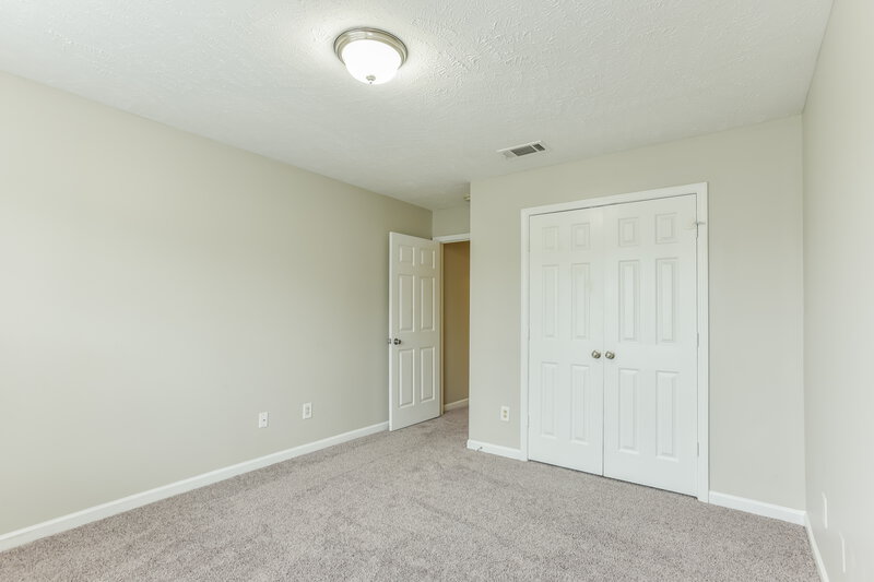 1,900/Mo, 1391 E Nir Shreibman Blvd La Vergne, TN 37086 Bedroom View 4