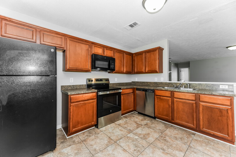 2,025/Mo, 1104 Modesto Ct La Vergne, TN 37086 Kitchen View