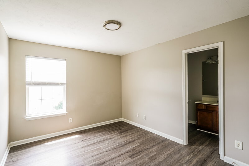 1,570/Mo, 8033 Logan Dr La Vergne, TN 37086 Bedroom View