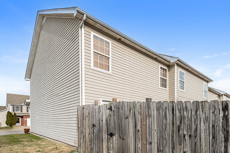 1,770/Mo, 602 Nixon Way La Vergne, TN 37086 Rear View