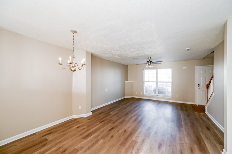 1,835/Mo, 8021 Logan Dr La Vergne, TN 37086 Dining Room View