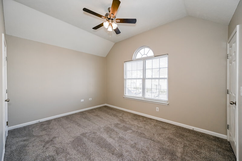 1,835/Mo, 8021 Logan Dr La Vergne, TN 37086 Main Bedroom View 2