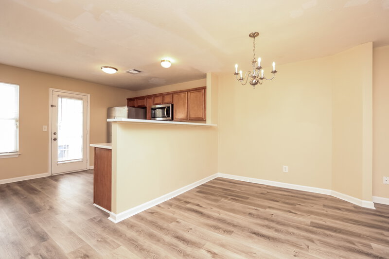 2,240/Mo, 8026 Logan Dr La Vergne, TN 37086 Dining Room View