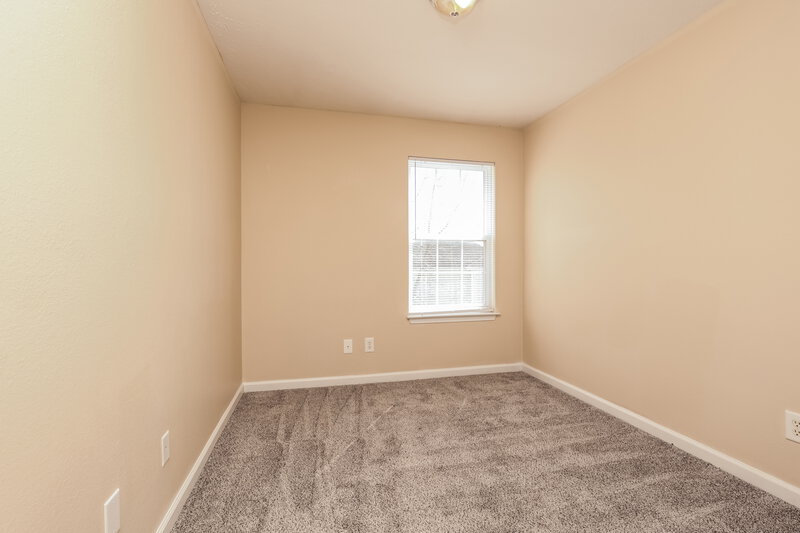 2,240/Mo, 8026 Logan Dr La Vergne, TN 37086 Bedroom View 2