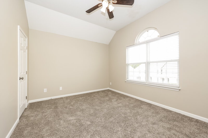 1,610/Mo, 8030 Logan Dr La Vergne, TN 37086 Main Bedroom View