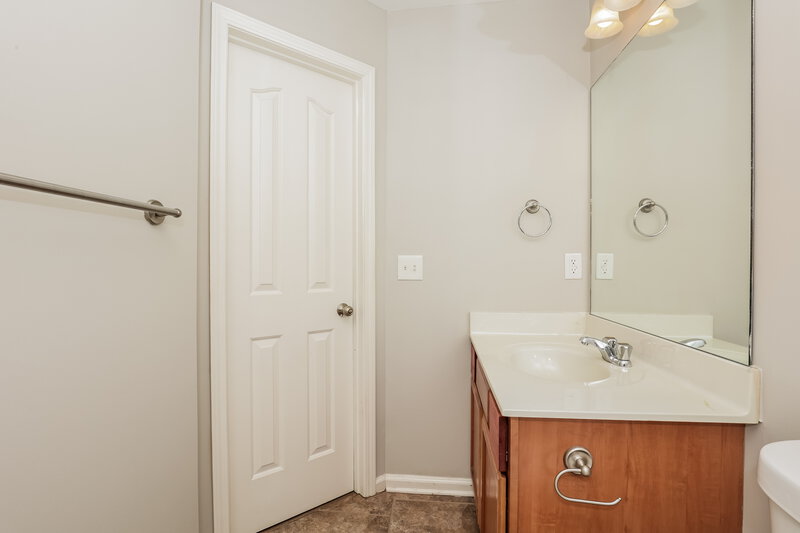 1,690/Mo, 8051 Logan Dr La Vergne, TN 37086 Misc View 9