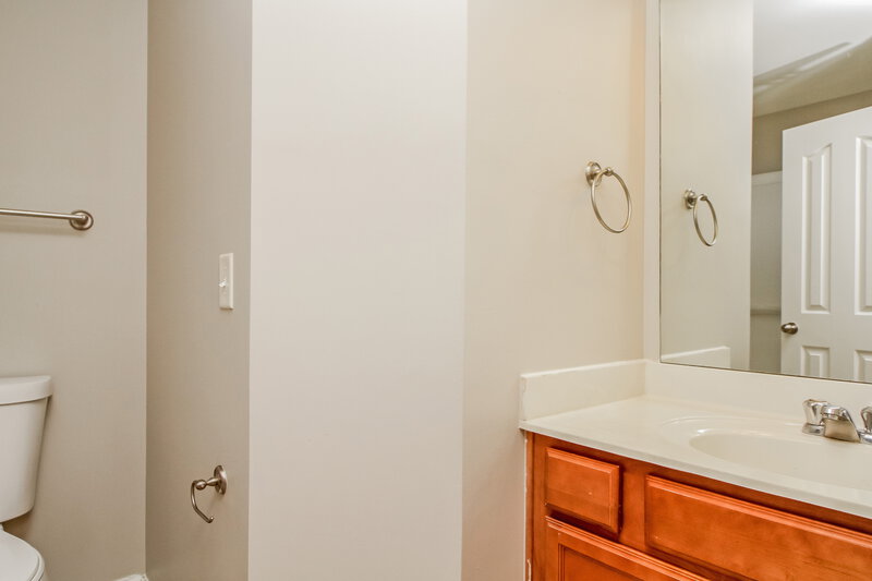 1,690/Mo, 8051 Logan Dr La Vergne, TN 37086 Misc View 17