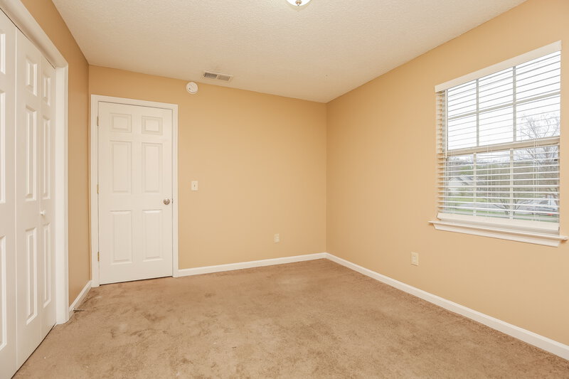 3,950/Mo, 165 Bill Stewart Blvd La Vergne, TN 37086 Bedroom View 2