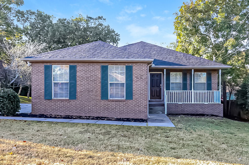 2,205/Mo, 1819 Rory Cove La Vergne, TN 37086 External View