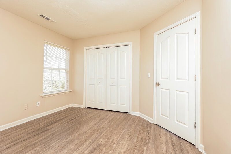 1,920/Mo, 1313 E Nir Shreibman Blvd La Vergne, TN 37086 Bedroom View