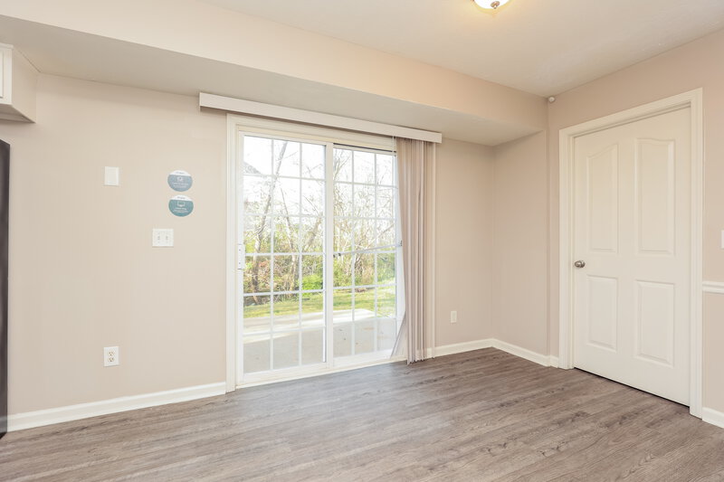 1,920/Mo, 1313 E Nir Shreibman Blvd La Vergne, TN 37086 Bedroom View 3