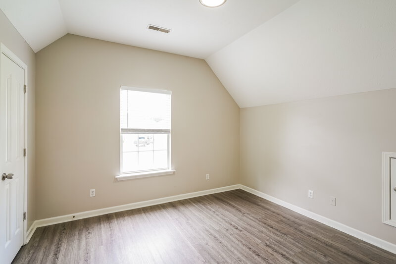 1,830/Mo, 1313 E Nir Shreibman Blvd La Vergne, TN 37086 Bedroom View