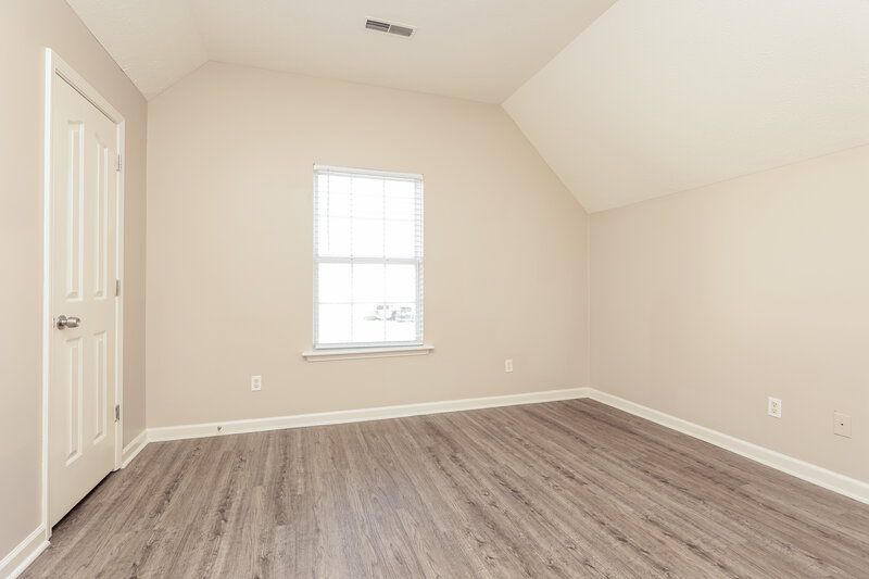 1,920/Mo, 1313 E Nir Shreibman Blvd La Vergne, TN 37086 Bedroom View 4