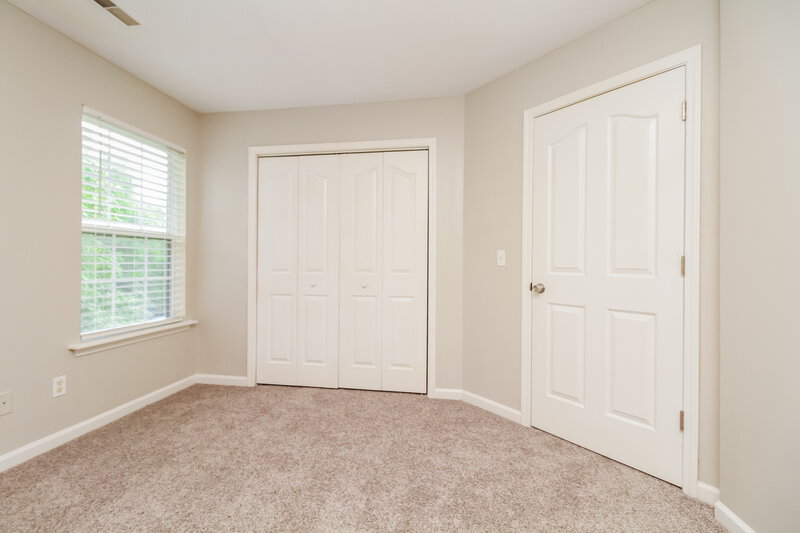 1,860/Mo, 1313 E Nir Shreibman Blvd La Vergne, TN 37086 Misc View 13