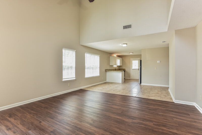 1,985/Mo, 1118 Benton Mason Dr La Vergne, TN 37086 Dining Room View 2