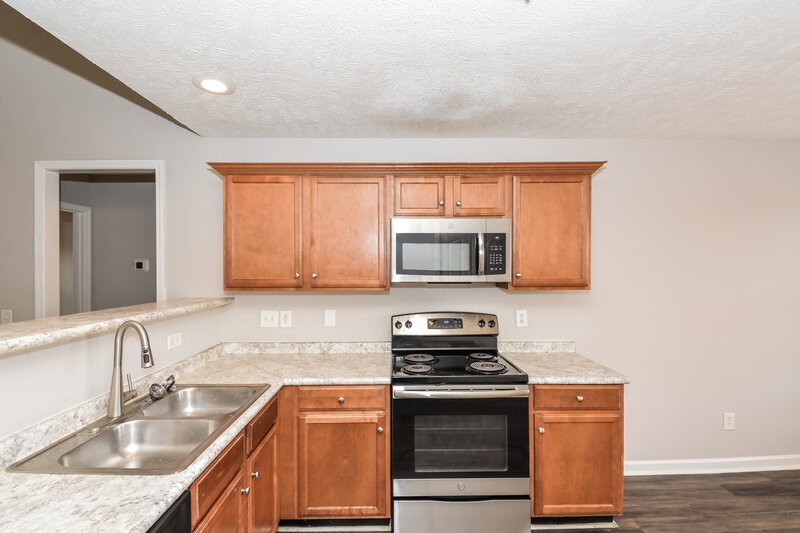 1,625/Mo, 1045 Tammy Sue Lane Lot 7612 La Vergne, TN 37086 Kitchen View