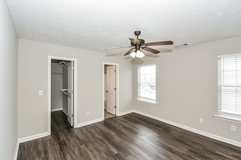 1,625/Mo, 1045 Tammy Sue Lane Lot 7612 La Vergne, TN 37086 Main Bedroom View 2