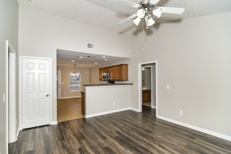 1,770/Mo, 177 Howard Woody Dr La Vergne, TN 37086 Living Room View 2