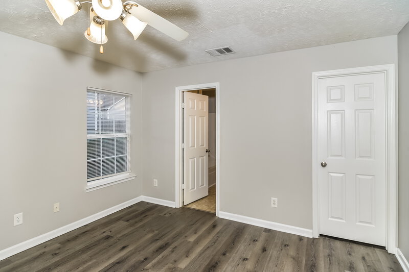 1,770/Mo, 177 Howard Woody Dr La Vergne, TN 37086 Main Bedroom View 2