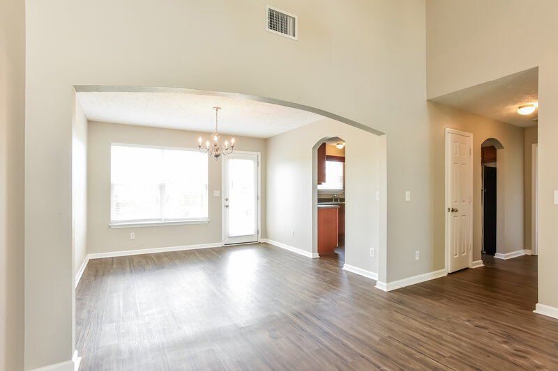 2,085/Mo, 1110 Harmony Ln La Vergne, TN 37086 Living Room View 2