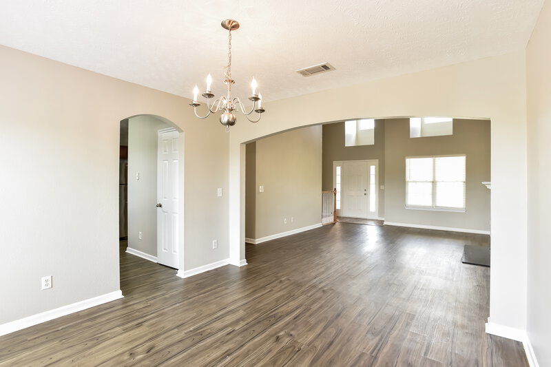 2,085/Mo, 1110 Harmony Ln La Vergne, TN 37086 Dining Room View 2