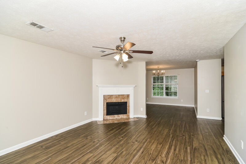 2,295/Mo, 1109 Modesto Ct La Vergne, TN 37086 Living Room View