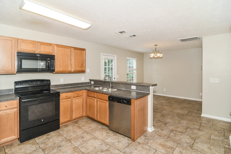 2,295/Mo, 1109 Modesto Ct La Vergne, TN 37086 Kitchen View 2