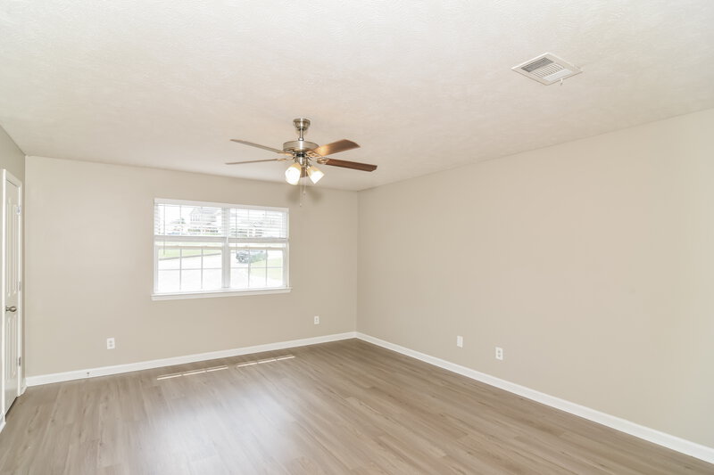 2,295/Mo, 1109 Modesto Ct La Vergne, TN 37086 Bonus Room View