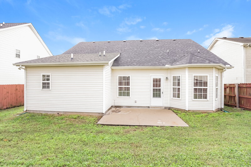 1,815/Mo, 1238 Shannon Ln La Vergne, TN 37086 Rear View