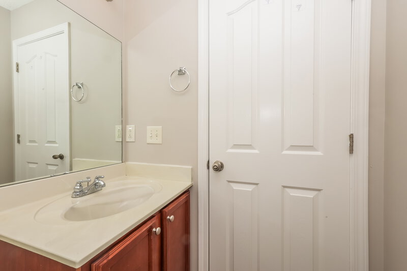 1,645/Mo, 1001 Tammy Sue Lane Lot 7601 La Vergne, TN 37086 Bathroom View 2