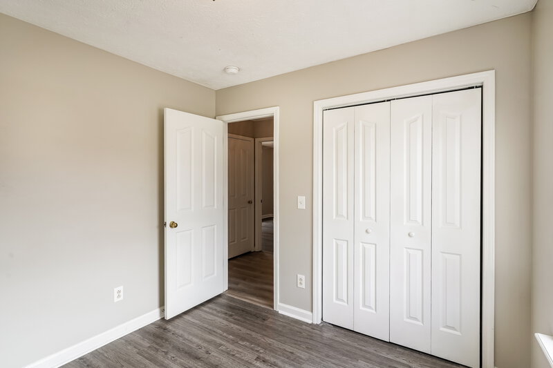 1,720/Mo, 1204 Smalls Ct La Vergne, TN 37086 Bedroom View 2