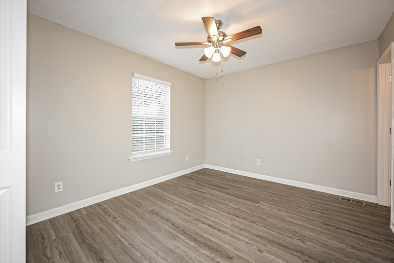 1,735/Mo, 1204 Smalls Ct La Vergne, TN 37086 Bedroom View