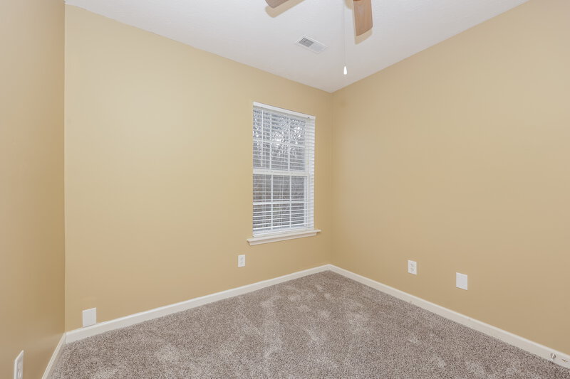 1,695/Mo, 1323 E Nir Shreibman Blvd La Vergne, TN 37086 Bedroom View