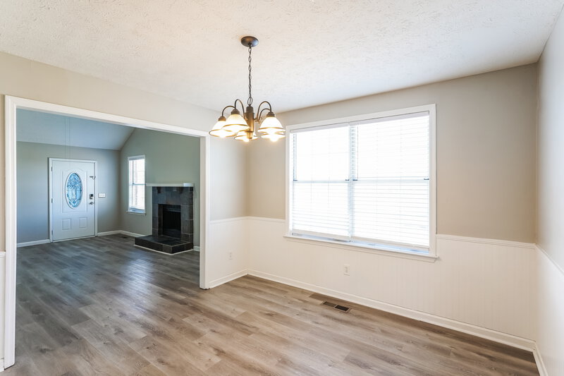 1,785/Mo, 126 Fergus Rd La Vergne, TN 37086 Dining Room View