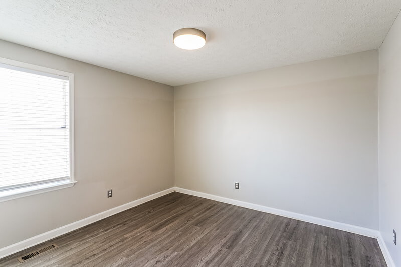 1,785/Mo, 126 Fergus Rd La Vergne, TN 37086 Bedroom View 2