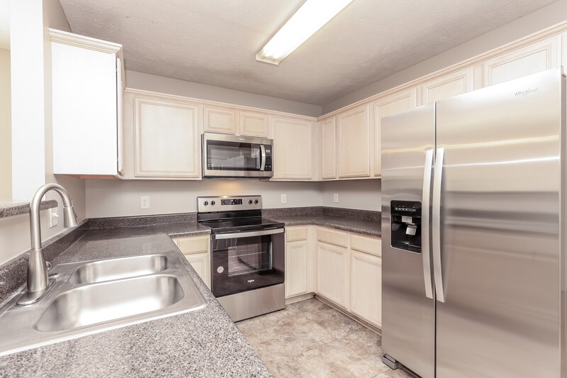 2,155/Mo, 149 Howard Woody Dr La Vergne, TN 37086 Kitchen View