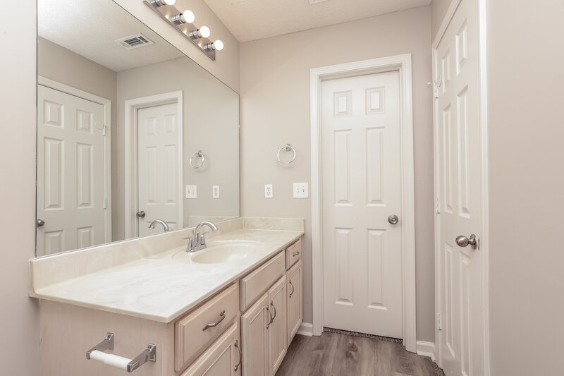 2,155/Mo, 149 Howard Woody Dr La Vergne, TN 37086 Bathroom View