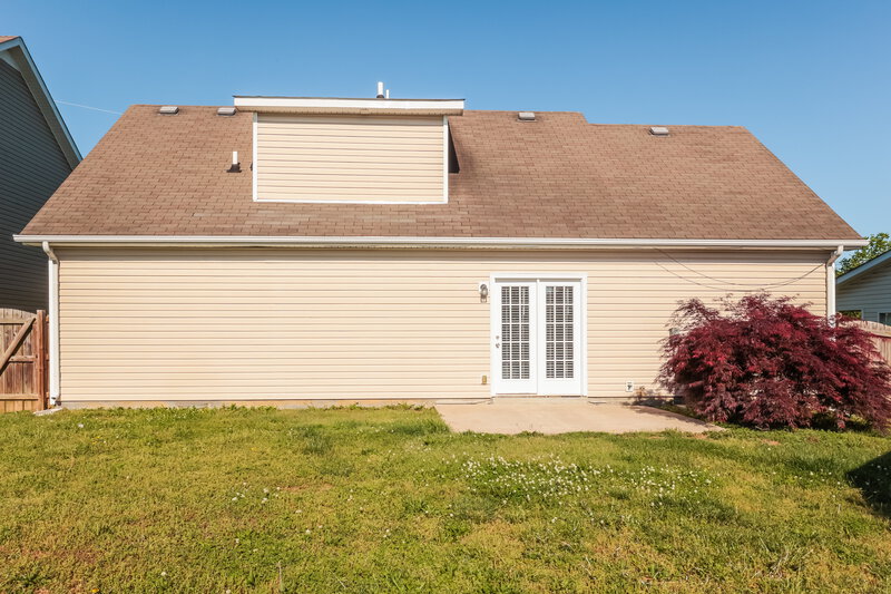 2,155/Mo, 149 Howard Woody Dr La Vergne, TN 37086 Rear View