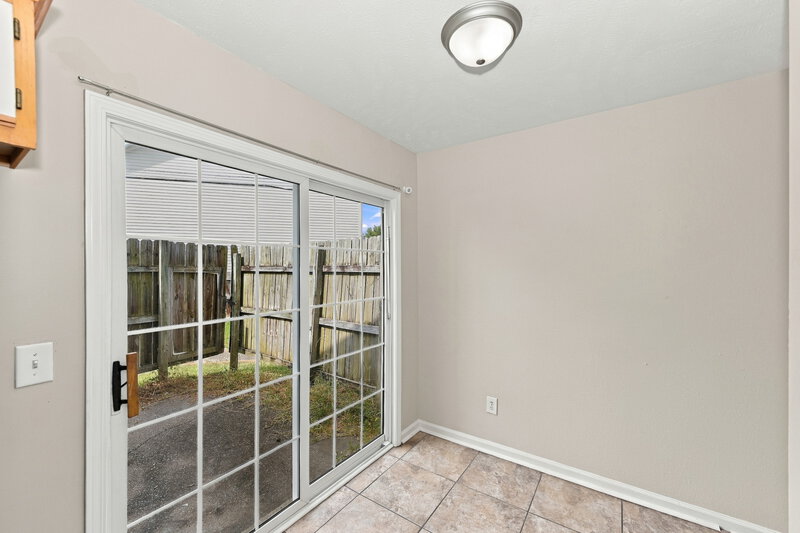 1,535/Mo, 4080 Nir Shreibman Blvd Apt 13 La Vergne, TN 37086 Dining Room View