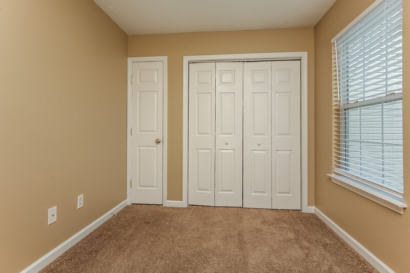 1,565/Mo, 4080 Nir Shreibman Blvd Apt 13 La Vergne, TN 37086 Bedroom View