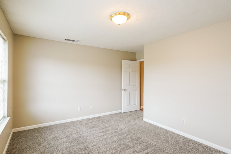 1,450/Mo, 4080 Nir Shreibman Blvd Apt 4 La Vergne, TN 37086 Bedroom View