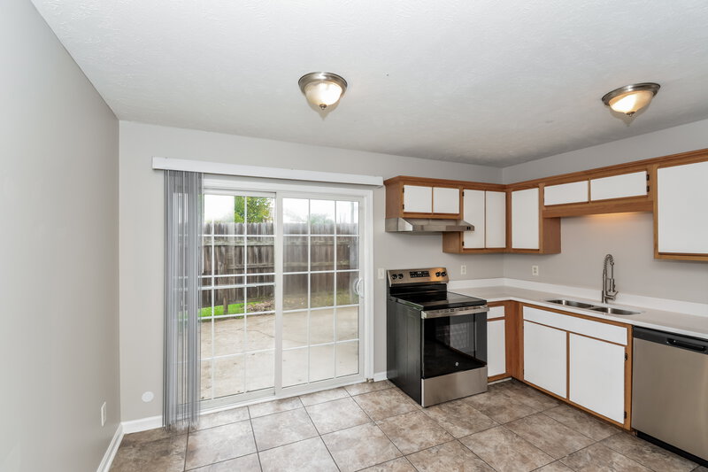 1,425/Mo, 4080 Nir Shreibman Blvd Apt 5 La Vergne, TN 37086 Misc View 3