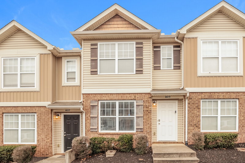 2,130/Mo, 8039 Logan Dr La Vergne, TN 37086 External View