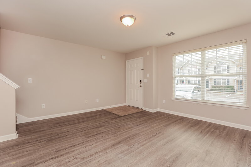 2,130/Mo, 8039 Logan Dr La Vergne, TN 37086 Misc View 2