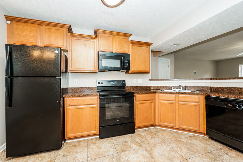 1,895/Mo, 3007 RG Buchanan Dr La Vergne, TN 37086 Kitchen View