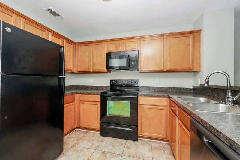 1,490/Mo, 8047 Logan Dr La Vergne, TN 37086 Kitchen View 2