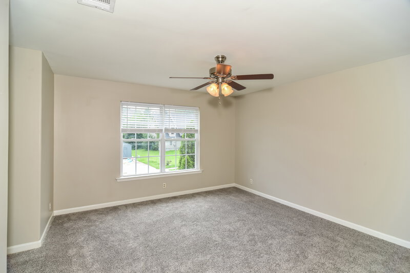 2,265/Mo, 145 Lyndhurst Dr La Vergne, TN 37086 Bedroom View