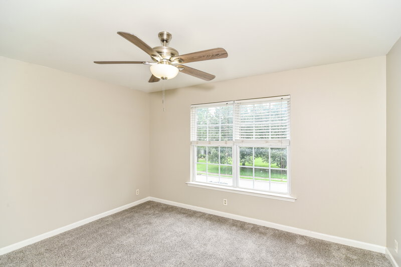 2,265/Mo, 145 Lyndhurst Dr La Vergne, TN 37086 Bedroom View 2
