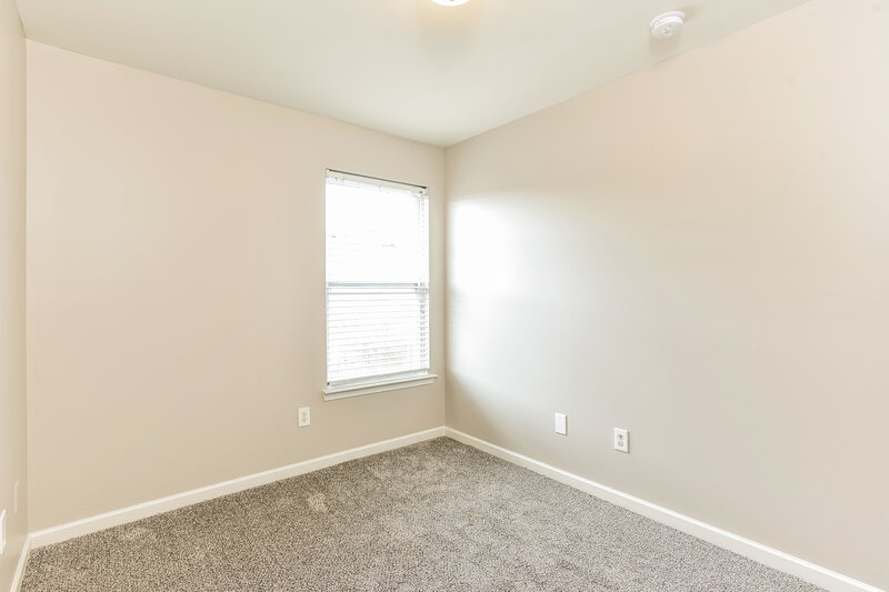 2,430/Mo, 8043 Logan Dr La Vergne, TN 37086 Bedroom View