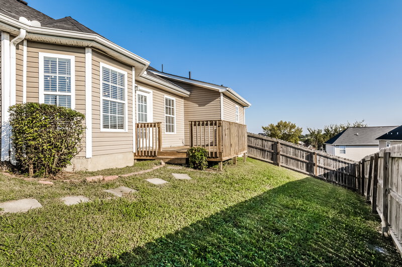 1,740/Mo, 1137 Phelissa Dr La Vergne, TN 37086 Rear View